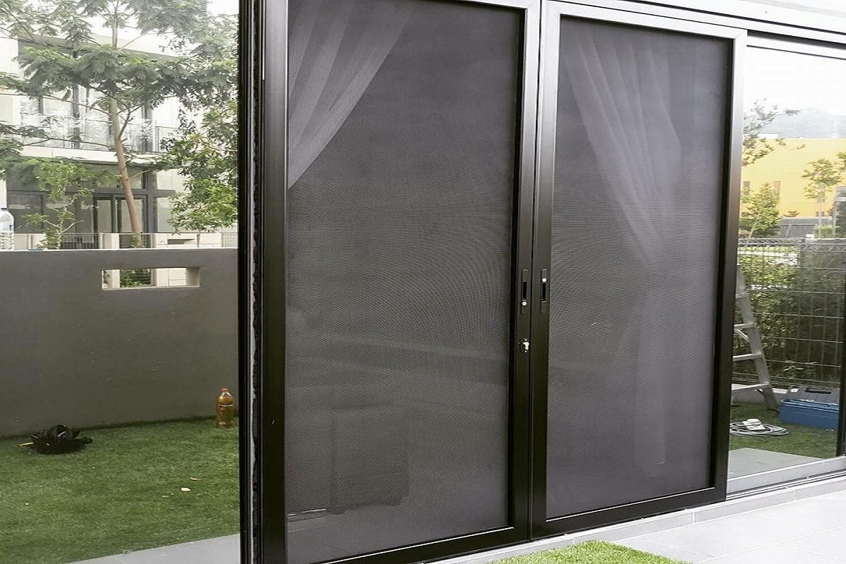 Aluminium Mesh Door 1200x800